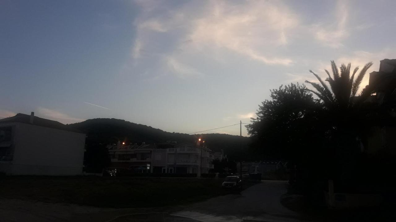 El Sol Daire Néa Péramos Dış mekan fotoğraf